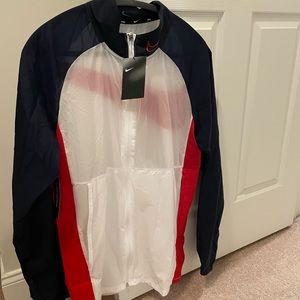 Nike mens windbreaker